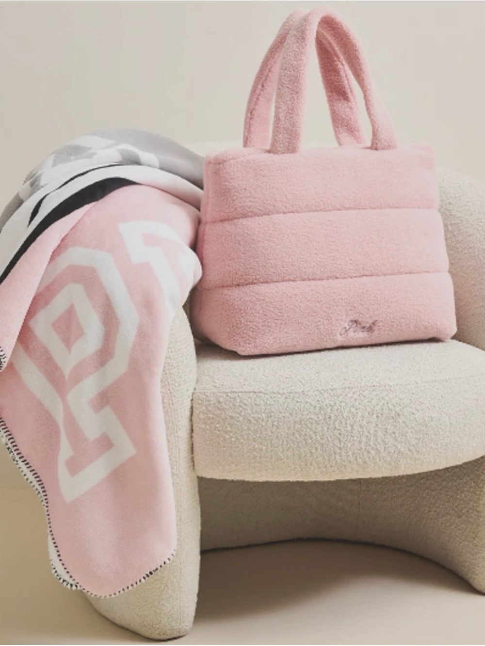 Victoria's Secret Pink Sherpa Blanket 50" x 60" + Large Tote Set Fall 2025 NIP